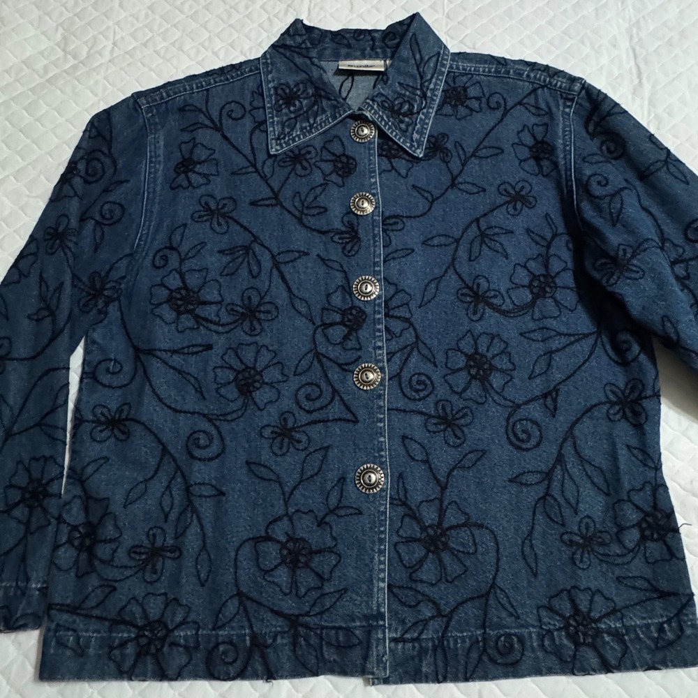 Units Small Med Blue Denim Jacket oversized Floral Embroidered Button Front Boho